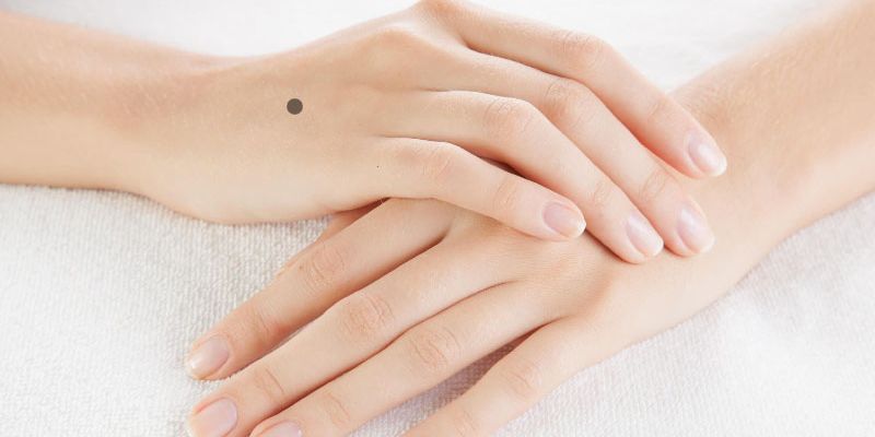 Nốt Ruồi Ở Tay Đánh Số Gì – Giải Mã Vận Mệnh Cùng Shbet 1 Nốt ruồi ở tay và số may mắn SHBET